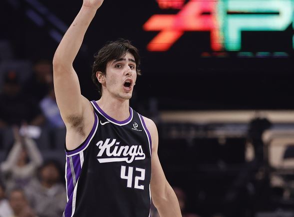 国王vs篮网前瞻：威少缺阵，国王力争结束连败