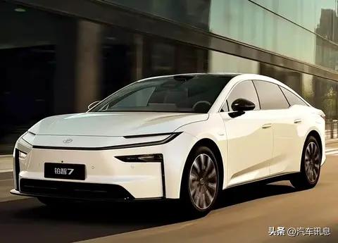 15.68万起！丰田铂智7预售，鸿蒙座舱+710km续航
