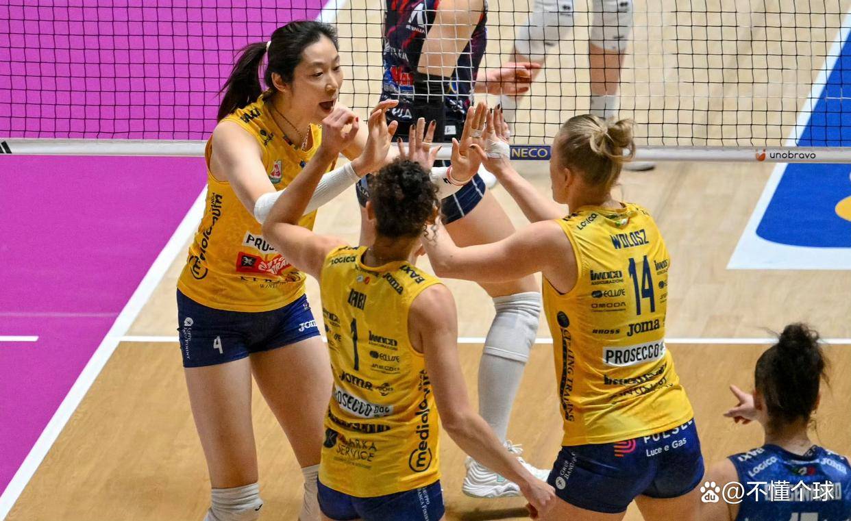 32岁朱婷统治意甲！双率第一+单场26分MVP，这状态太逆天