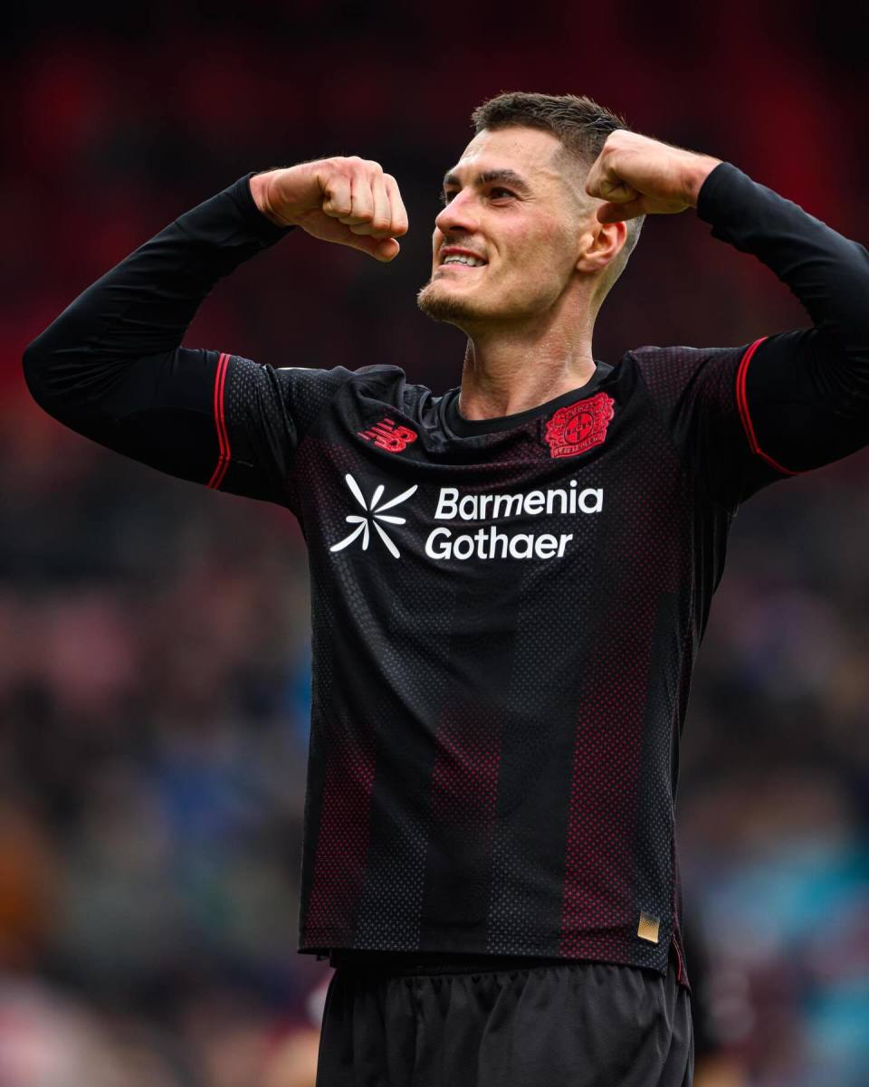 勒沃库森3-3海登海姆落后欧冠区4分，希克、派林格双响