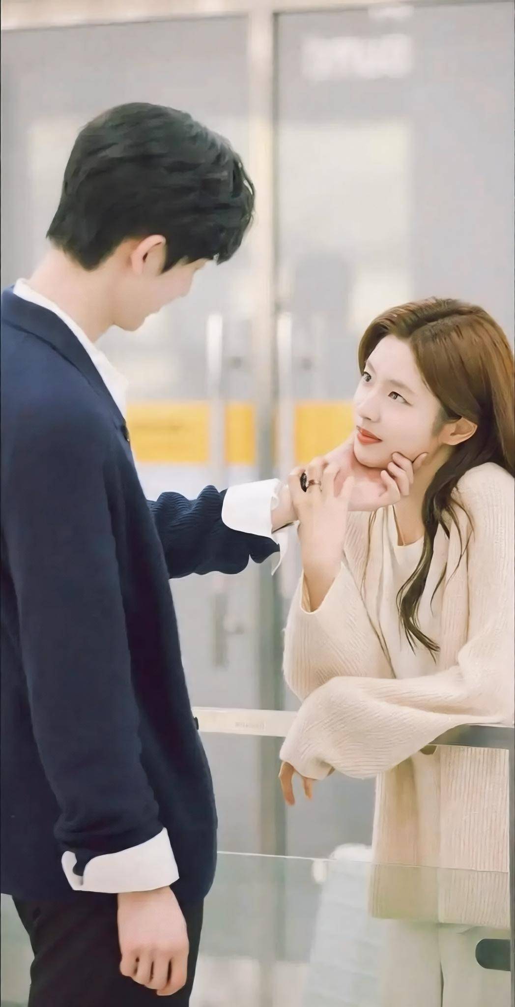 一天六剧贺生徐若晗人缘爆棚网友等屏幕炸