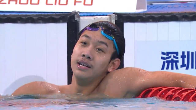 真猛！张展硕自由泳狂飙上演最疯狂冲刺，比孙杨封神一幕还逆天