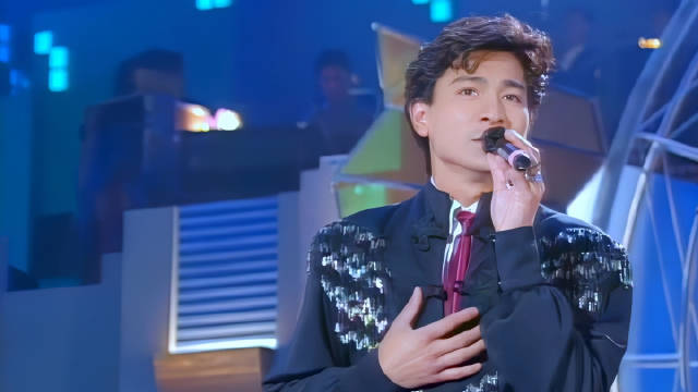 华仔翻唱许冠杰的双星情歌，别有一番风味！许冠杰 金曲回忆杀