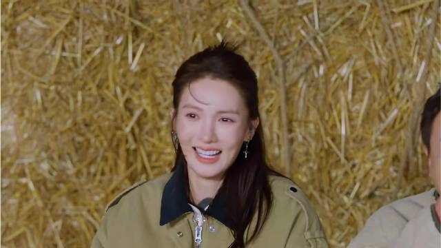 这段真的能笑疯！白敬亭狂占王安宇便宜，居然让安宇给他叫爷爷