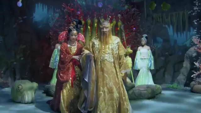 妈祖：龙王欲传授王位，可一想到九个儿子就生气，没有一个中用的！