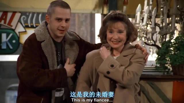 菲比的弟弟要结婚了《老友记》