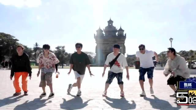 五哈团海边追日雨夜分面展现默契群像