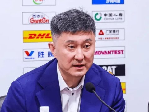 输上海发布会！杜锋不满篮板，坦言未确定新大外，谈崔永熙状态