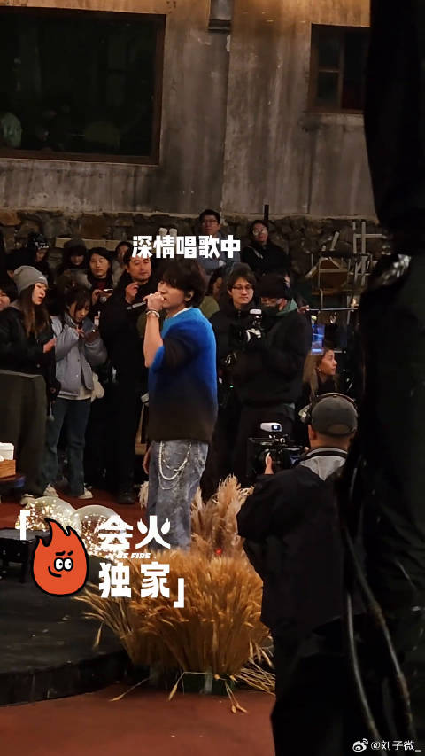 换我坐那个位置我也很难忍住不拍，这可是言承旭！武艺 微博VC计划