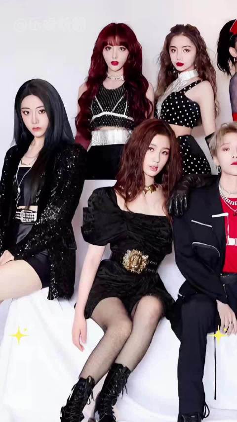 组合解散仅四年，虞书欣登顶顶流，孔雪儿凭配角成功上桌