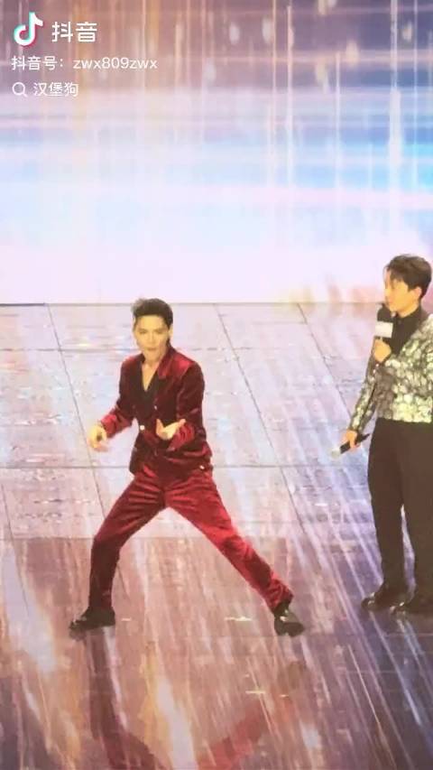 郭碧婷太能忍了