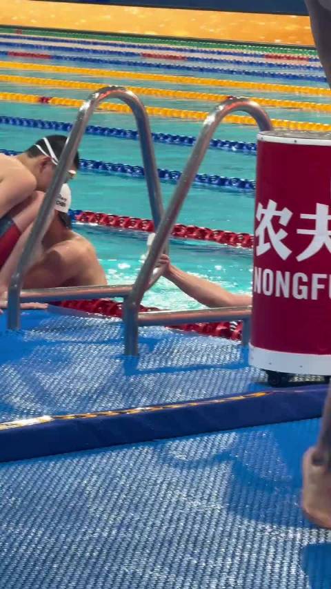 这个角度的起水也是别有一番风味