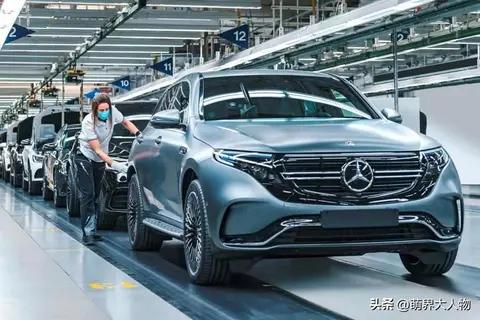 奔驰利润腰斩背后：中国股东的“神操作”！