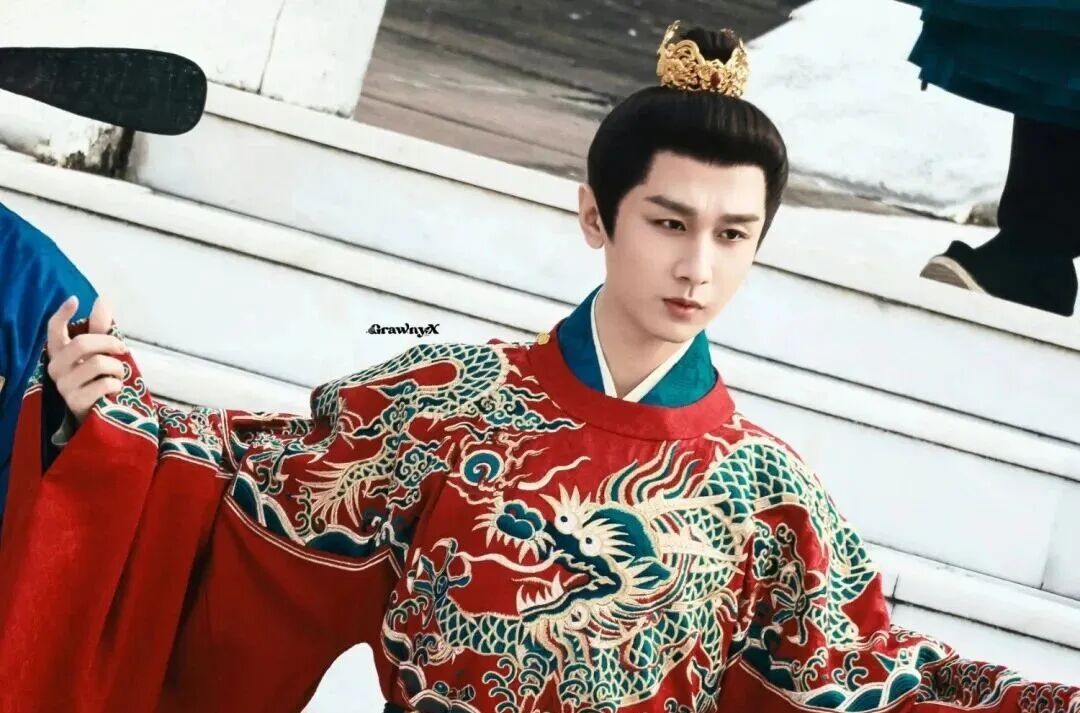 解约不续≠凉!成毅两部王炸待播剧,权谋武侠双炸场,剧粉狂喜!