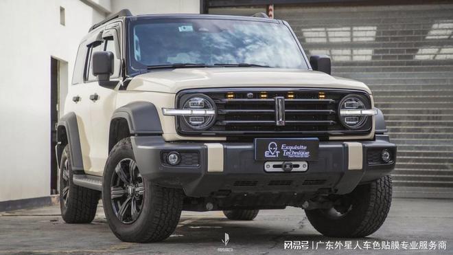 花钱买辆车都这么费劲?坦克300象牙白变身行走的奥利奥配色suv越野车_订阅