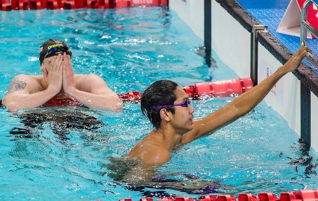 美国媒体：张展硕创冲刺分段成绩纪录，比孙杨封神一幕还逆天