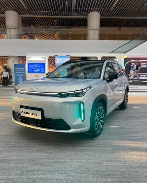 广汽埃安AIONi60正式上市，首款增程车型售价10.48万元起