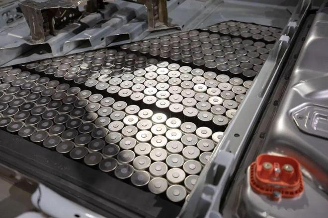 纯电车电池寿命一般多长时间？