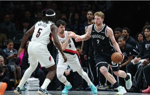 星空体育：开拓者114-95轻取篮网 主队遭遇四连败陷泥潭