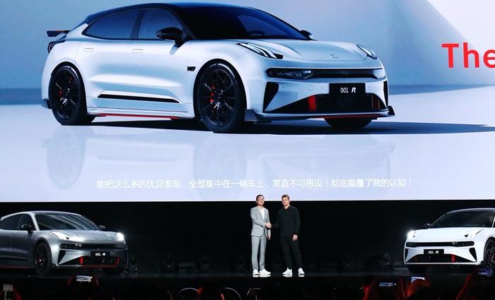 “莱科宁模式”加持 极氪001 FR起售价76.9万元上市