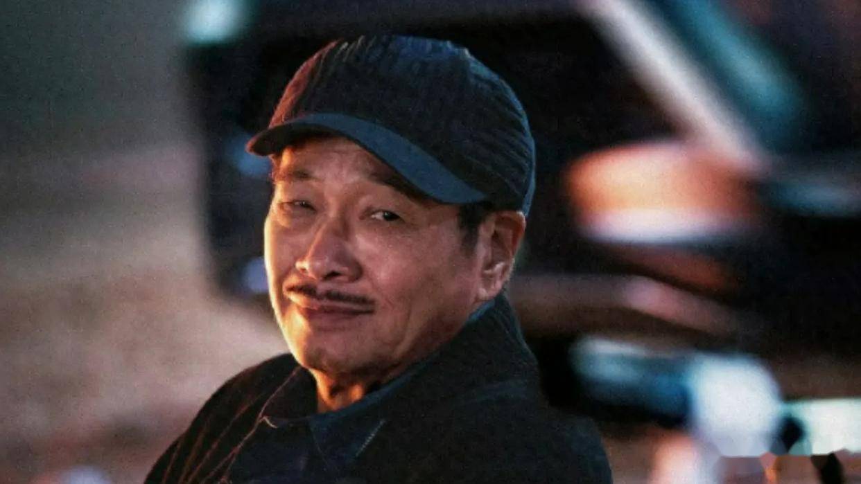 跨越时空的对话：导演郭帆发文怀念吴孟达，吴孟达在世时曾出演郭帆电影《流浪地球》