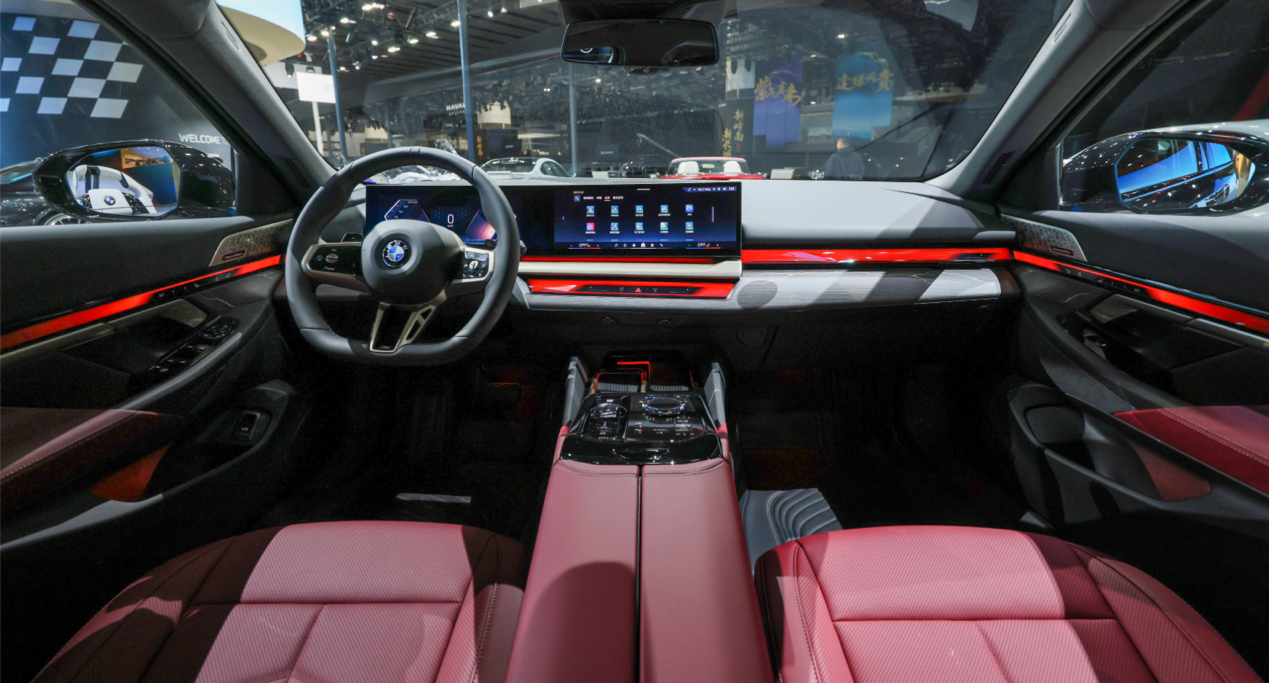 2026款宝马5系官降7～9万，马年宝马要“开大”了？