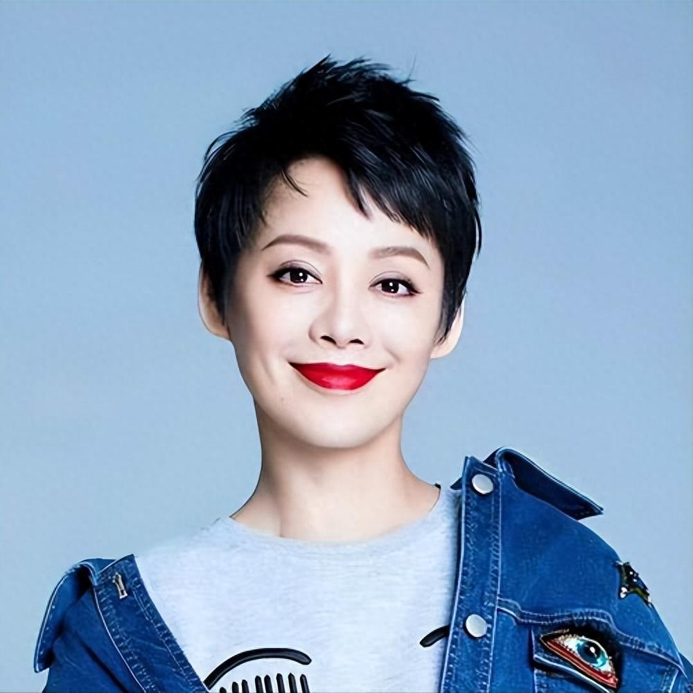 宁静直言感情纠葛：我伤人也被伤，后悔无缘无故