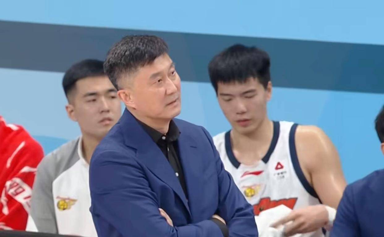 今晚广东宏远如何才能战胜上海男篮？核心4件事