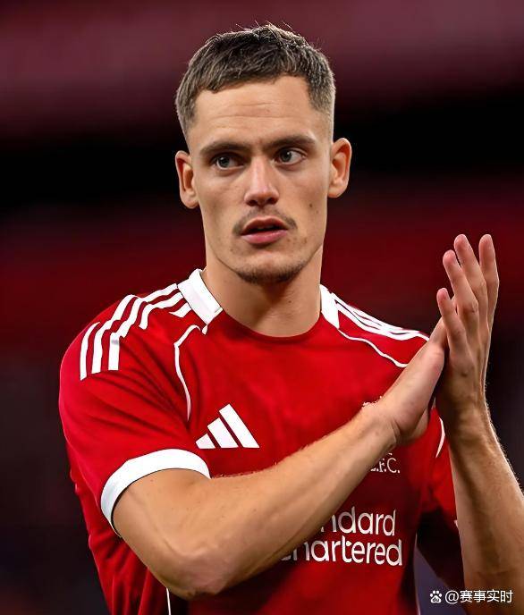 8关键传球+4成功过人!维尔茨用一场4-0打脸全英超，从迷失到核心他只用了半年_利物浦_欧冠_勒沃库森