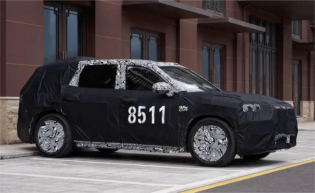 极氪8X谍照曝光！PK问界M8，值得期待吗？