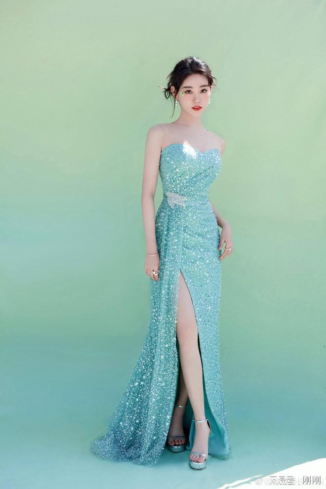 春日物语祝绪丹