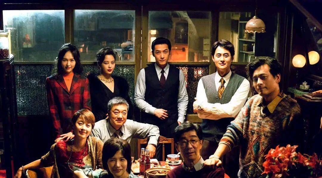 《繁花》拿下8.2高分，48%的网友给出五星好评，三星以下不足三成