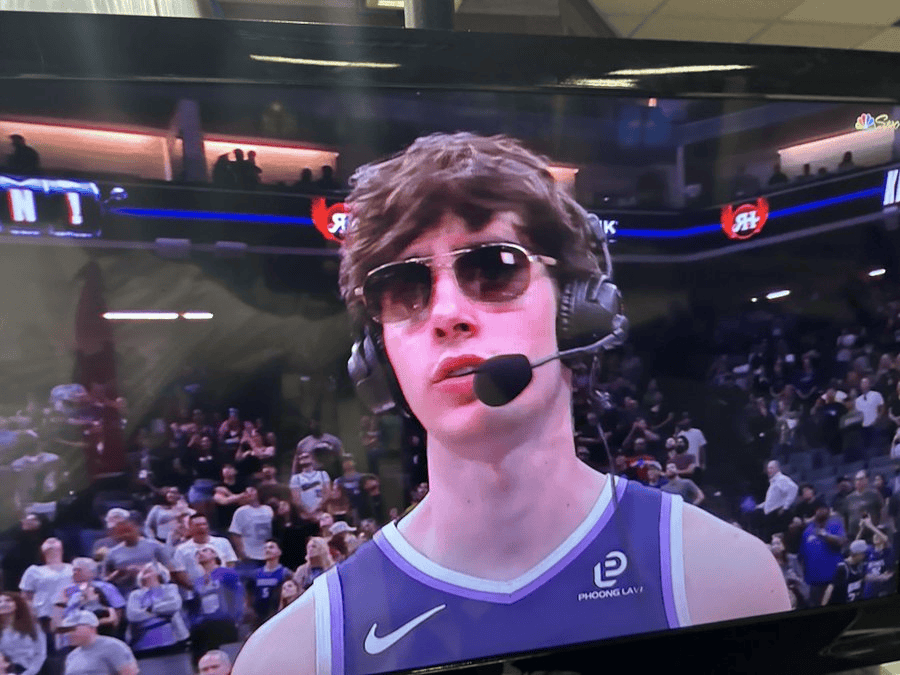 雷诺：马刺拥有文班亚马，掘金拥有约基奇，而国王拥有我