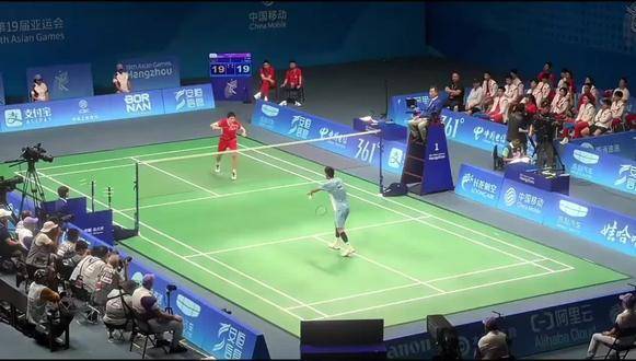 这记忆的潮汐卷起层层涟漪