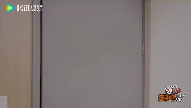 邓超加盟陈赫新综艺自来熟表现获赞升级常驻