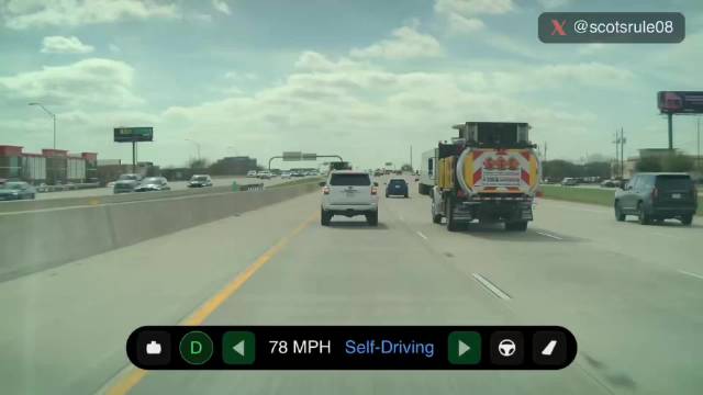 特斯拉FSD以125km/h高速避让低矮雪糕桶