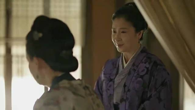 知否：刘妈妈安慰被贬回宥阳老家的盛大娘子，大娘子终于开心