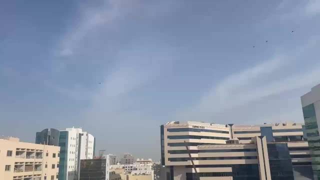 伊朗的飞天小摩托都来了，这也太大声了吧，以色列听这声音应该瑟瑟发抖吧！