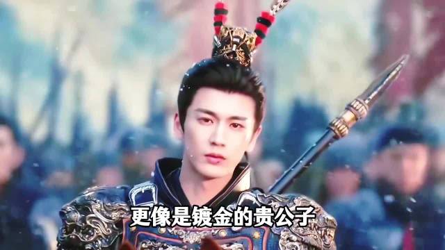 逐玉热播，何润东却火了，一个骑马打仗帅晕多少人