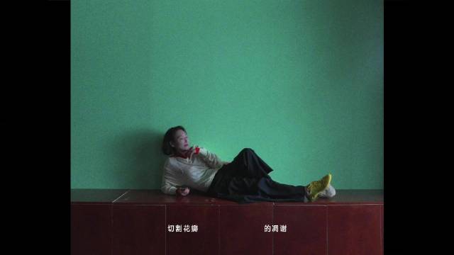 惠英红66岁仍热爱表演，不服输蹚出人生路