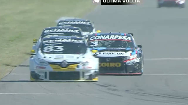 阿根廷TC2000房车赛拉潘帕赛道雷诺末圈围攻本田