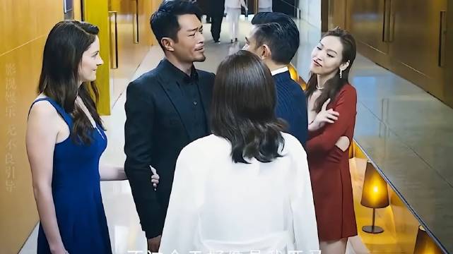 华仔和古仔两人反目成仇，正式展开对决！