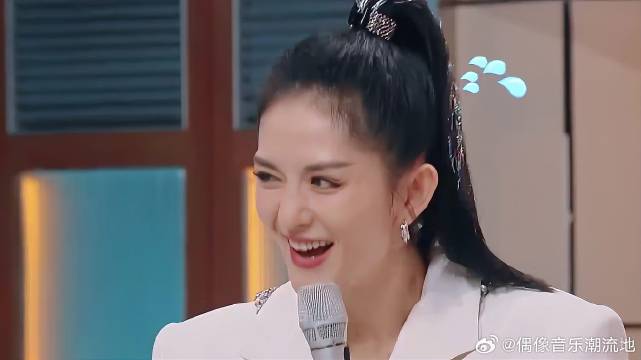 谢娜猜题一时嘴瓢，开口让人笑喷，也是绝了！