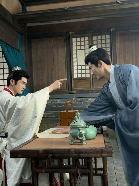 虞书欣云初令更新视频，小剧场花絮曝光