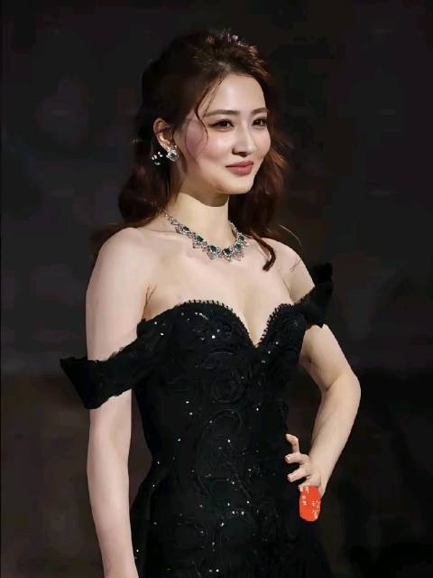 徐璐出道十余年无戏可拍，30+女演员陷市场困境