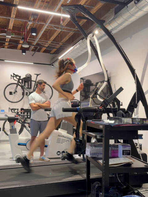 发布微博，晒出视频：多方面体能测试的一天