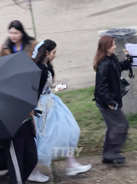 今天是公主王玉雯好美啊