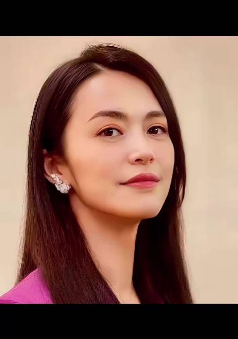 姚晨曹郁离婚引热议，凌潇肃唐一菲旧事重提