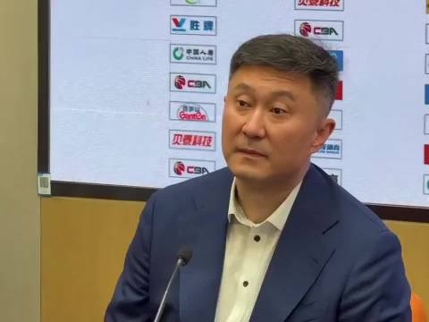 CBA广东81-97上海！赛后杜峰接受采访，解释了不重用崔永熙的原因