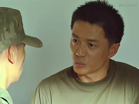 多多一笑很倾城，不允许办公室恋情奥 士兵突击 许三多袁郎 经典好剧 军旅剧